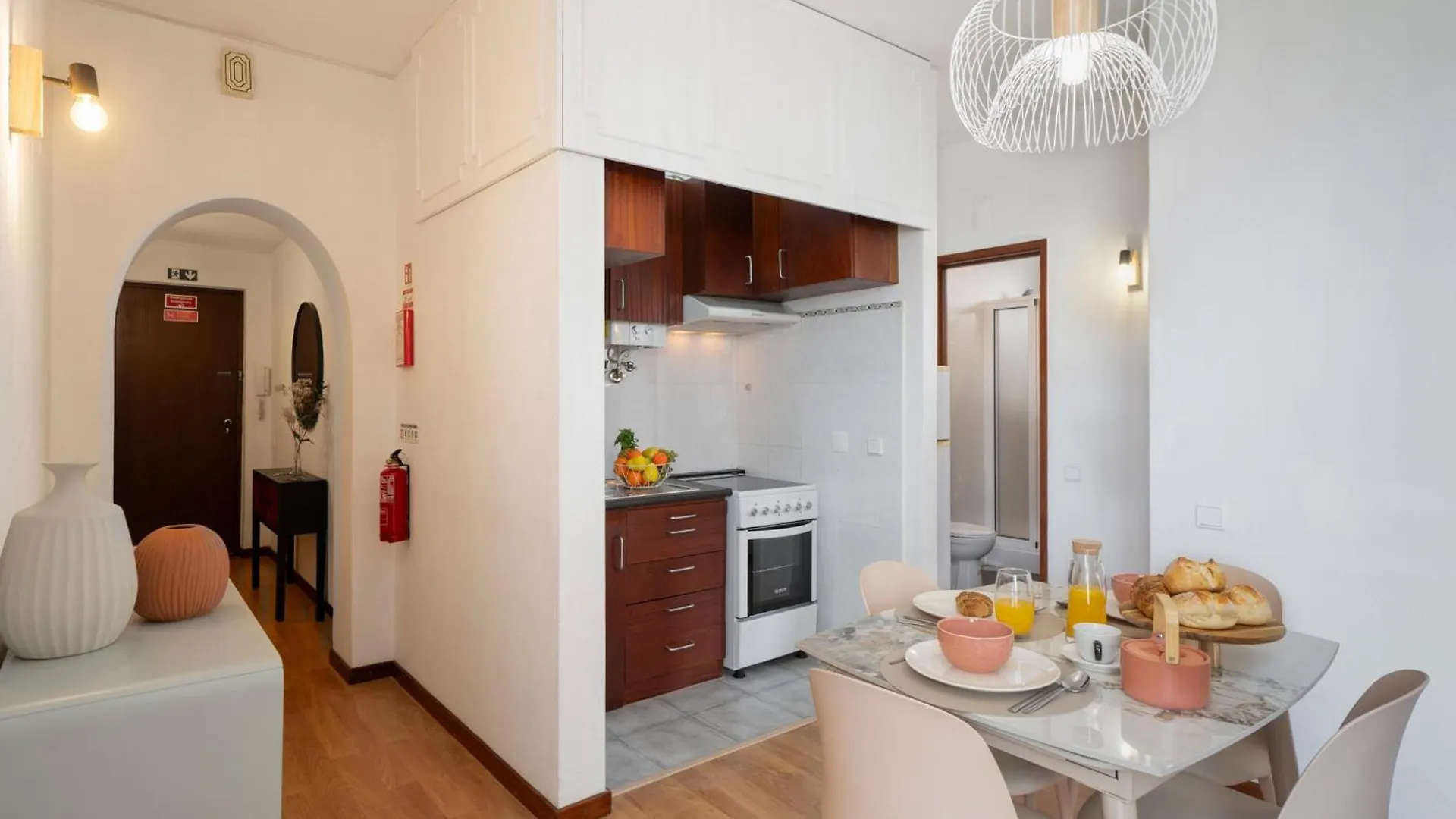 Apartamento America By An Island Apart Funchal  Appartement Funchal (Madeira)